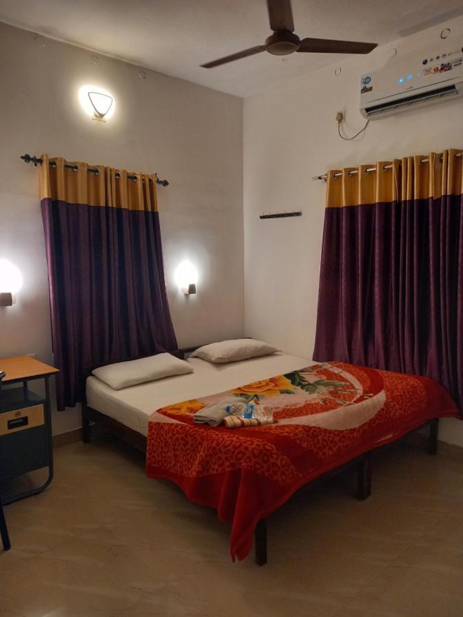 Homestay White Shore *